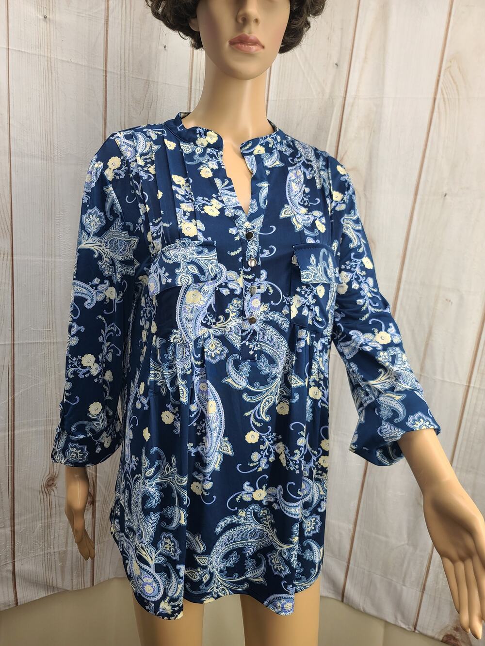 Cosmo Apparel Women 1X Blue & White Paisley Tunic 3/4 Sleeve Blouse